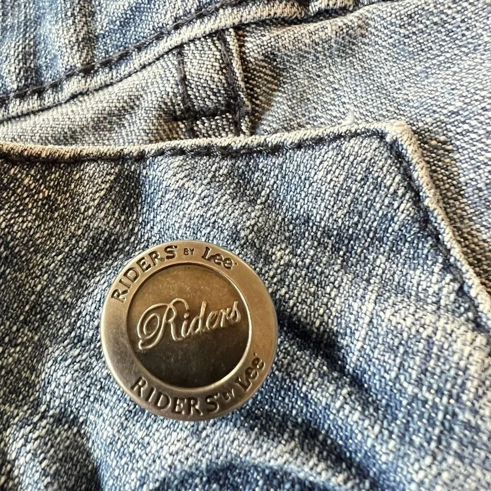 Lee Riders Mid Rise Denim Blue Short Womens Sz 18 M 5-Pocket Sparkle Details - Picture 5 of 10